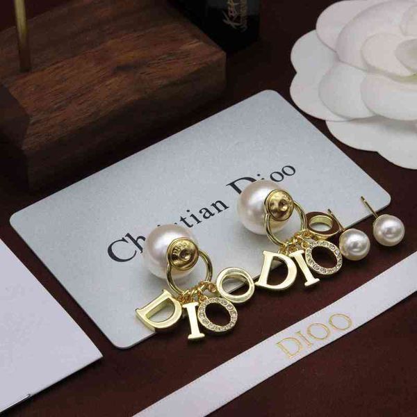 wisdom pearl earring new tassel with brilliant diamonds front and back elegant earrings, Golden
wisdom pearl earring new tassel with brilliant diamonds front and back elegant earrings, Golden