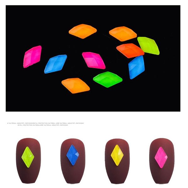 30/100pcs fluorescent nail art rhinestone flat back rhombus crystal stone candy color 3d fingernail diy decoration decorations, Silver;gold
30/100pcs fluorescent nail art rhinestone flat back rhombus crystal stone candy color 3d fingernail diy decoration decorations, Silver;gold