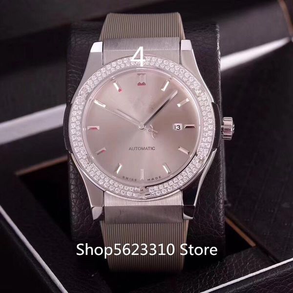 wristwatches 41mm men automatic mechanical watch classic three pin sapphire leather sport black with cz, Slivery;brown
wristwatches 41mm men automatic mechanical watch classic three pin sapphire leather sport black with cz, Slivery;brown