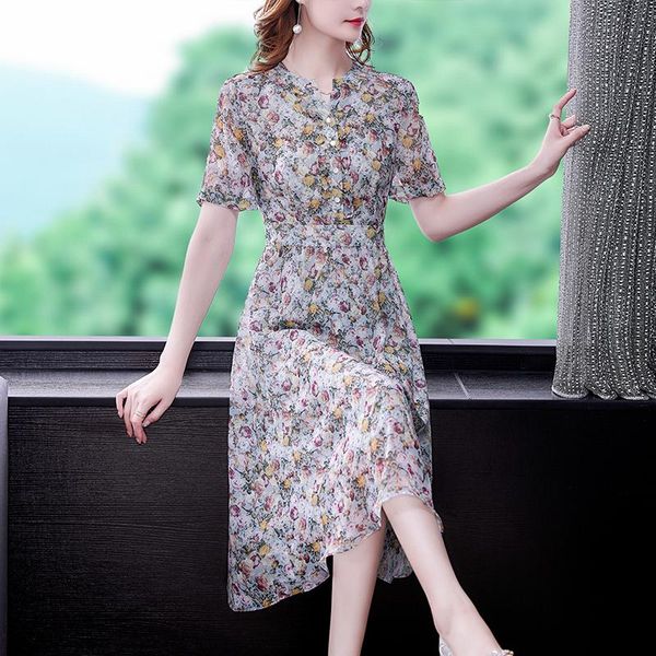 party dresses summer 2021 floral chiffon fashion comfortable and elegant travel lace v-neck short-sleeved dress for women, White;black
party dresses summer 2021 floral chiffon fashion comfortable and elegant travel lace v-neck short-sleeved dress for women, White;black