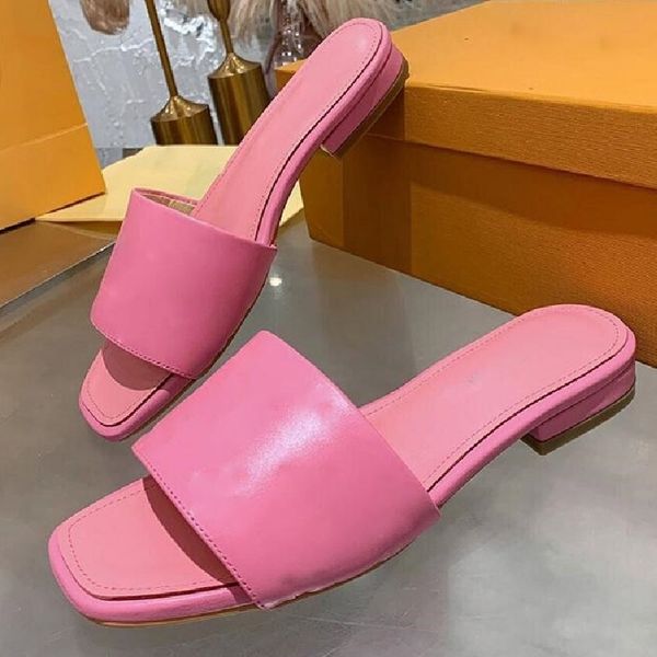 woman spring summer vacation beach letter embroidery luxury slippers open toe high heel mules shoes women designer 2021, Black
woman spring summer vacation beach letter embroidery luxury slippers open toe high heel mules shoes women designer 2021, Black