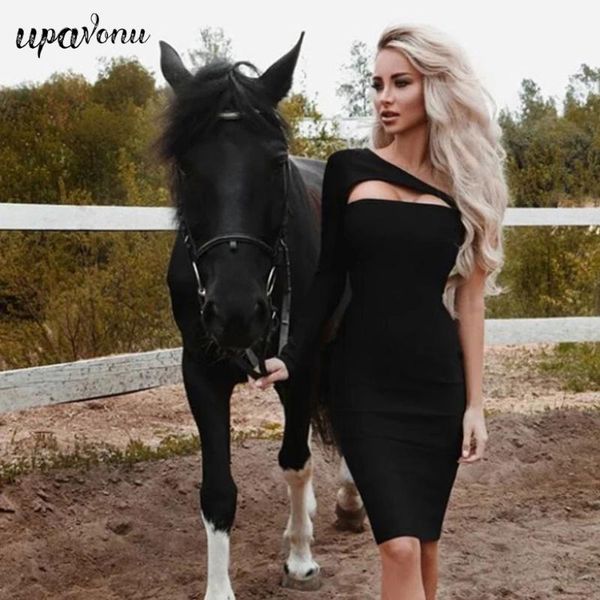 casual dresses 2021 fall women's black one shoulder bandage dress hollow long sleeve celebrity club evening party, Black;gray
casual dresses 2021 fall women's black one shoulder bandage dress hollow long sleeve celebrity club evening party, Black;gray