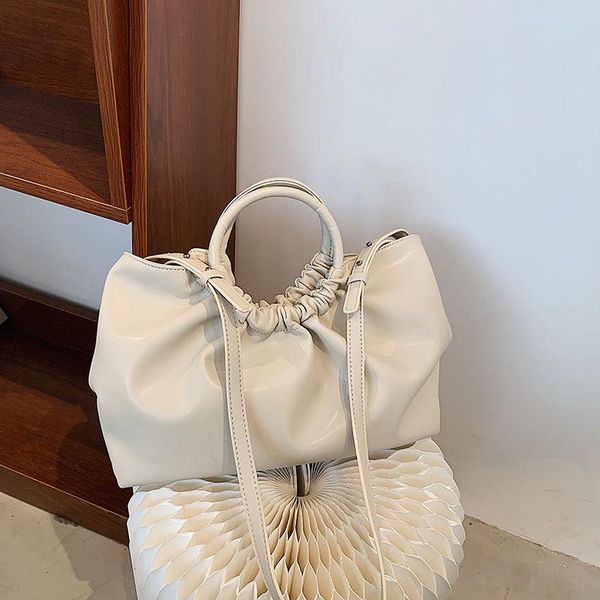 evening bags large capacity women handbags ladies pu leather shoulder messenger desiger female casual tote crossbody
evening bags large capacity women handbags ladies pu leather shoulder messenger desiger female casual tote crossbody