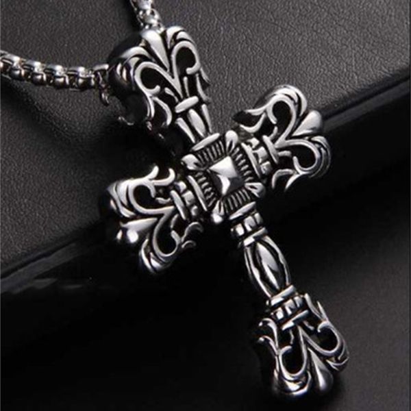 design jewelry 2021 personalized scout flower cross pendant titanium steel domineering men's necklace trendy pendant accessories d56p, Silver
design jewelry 2021 personalized scout flower cross pendant titanium steel domineering men's necklace trendy pendant accessories d56p, Silver