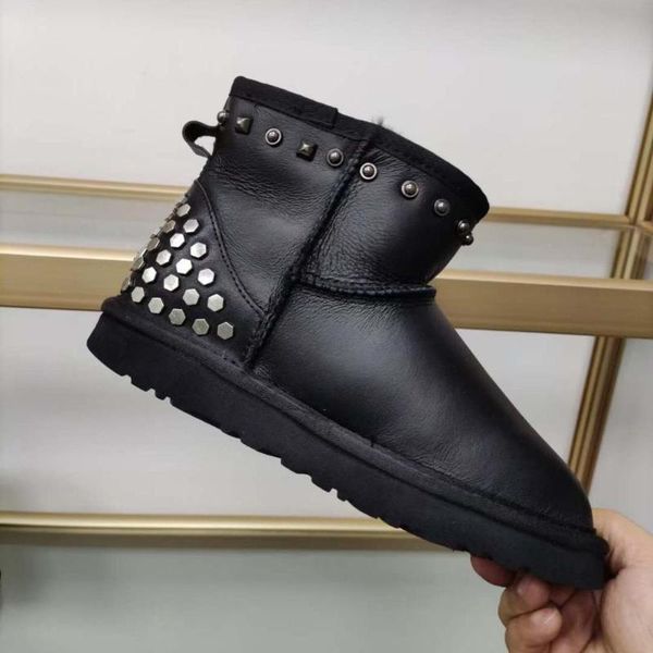 boots vallu 2021 winter fur one-piece high-end bright buckle flat-bottom non-slip outdoor snow, Black
boots vallu 2021 winter fur one-piece high-end bright buckle flat-bottom non-slip outdoor snow, Black