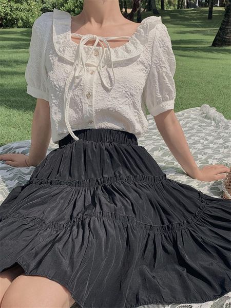 women's blouses & shirts 2021 retro square collar french shirt short-sleeved girl lace solid color lantern sleeves, White
women's blouses & shirts 2021 retro square collar french shirt short-sleeved girl lace solid color lantern sleeves, White