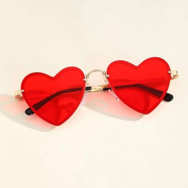 sunglasses landseen passionate red heart decorative trendy women's sun glasses unique fashion eyewear accessories, White;black
sunglasses landseen passionate red heart decorative trendy women's sun glasses unique fashion eyewear accessories, White;black