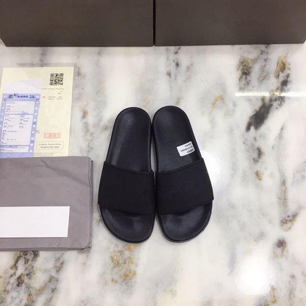 wholesale summer designer women flip flops slipper fashion genuine leather slides sandals metal chain ladies casual shoes, Black
wholesale summer designer women flip flops slipper fashion genuine leather slides sandals metal chain ladies casual shoes, Black