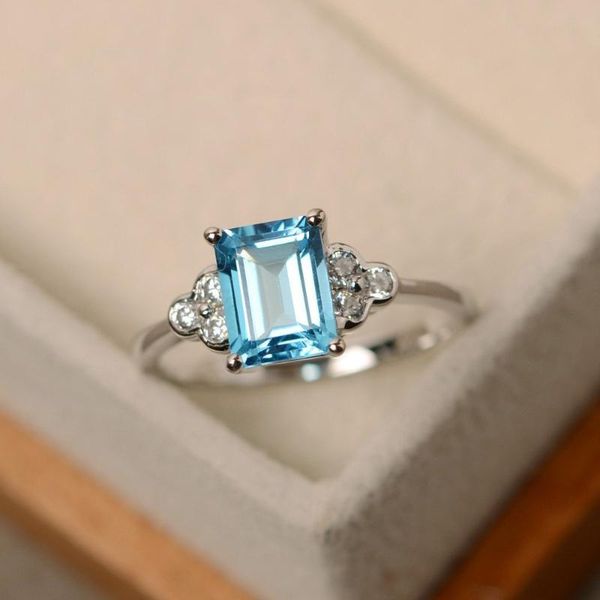 cluster rings product inlaid square 925 sterling silver ring light blue temperament high-end jewelry ladies diamond, Golden;silver
cluster rings product inlaid square 925 sterling silver ring light blue temperament high-end jewelry ladies diamond, Golden;silver