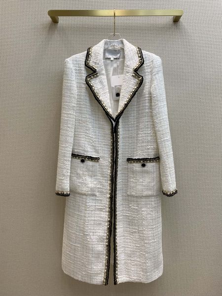 women's trench coats 2021 autumn winter lapel neck long sleeve jackets designer brand same style outerwear 0809-19, Tan;black
women's trench coats 2021 autumn winter lapel neck long sleeve jackets designer brand same style outerwear 0809-19, Tan;black