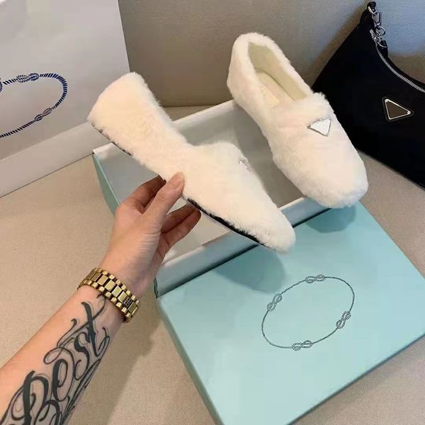 luxurys designers women slippers wool slide winter fur fluffy furry letters sandals warm comfortable slides fuzzy girl flip flop slipper1902, Black
luxurys designers women slippers wool slide winter fur fluffy furry letters sandals warm comfortable slides fuzzy girl flip flop slipper1902, Black