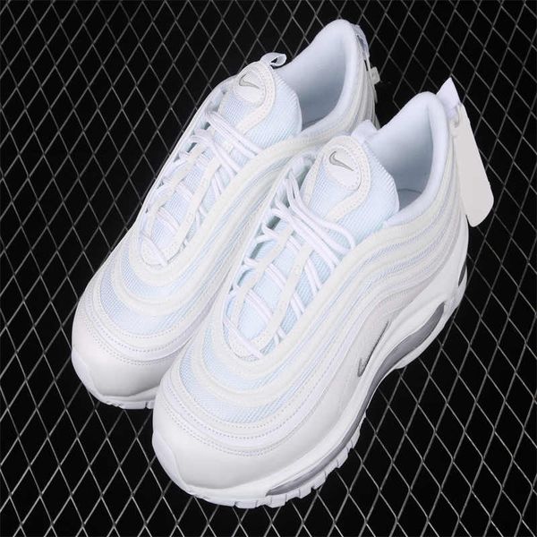 nk men's and women's sports couple casual air cushion running shoes high-skateboarding shoe5
nk men's and women's sports couple casual air cushion running shoes high-skateboarding shoe5