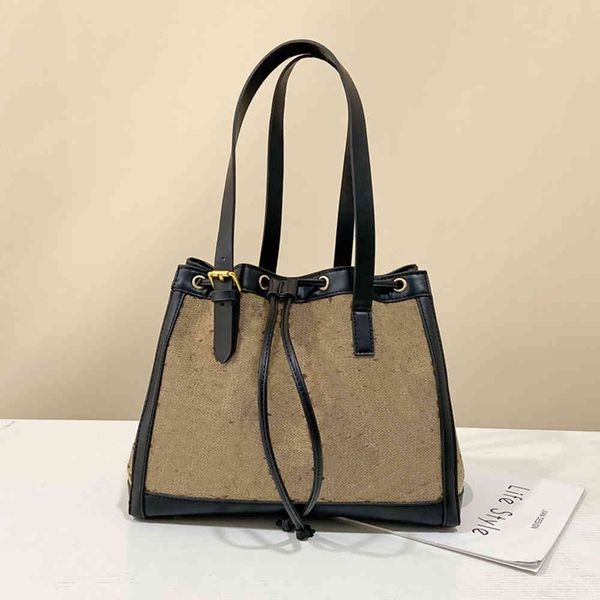 september 2021 new fashion handbag, french classic bag, 3 colors to choose from
september 2021 new fashion handbag, french classic bag, 3 colors to choose from