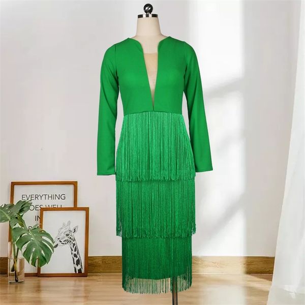 spring autumn fashion deep v neck women midi dress long sleeve fringe patchwork christmas party dresses plus size for ladies 210527, Black;gray
spring autumn fashion deep v neck women midi dress long sleeve fringe patchwork christmas party dresses plus size for ladies 210527, Black;gray