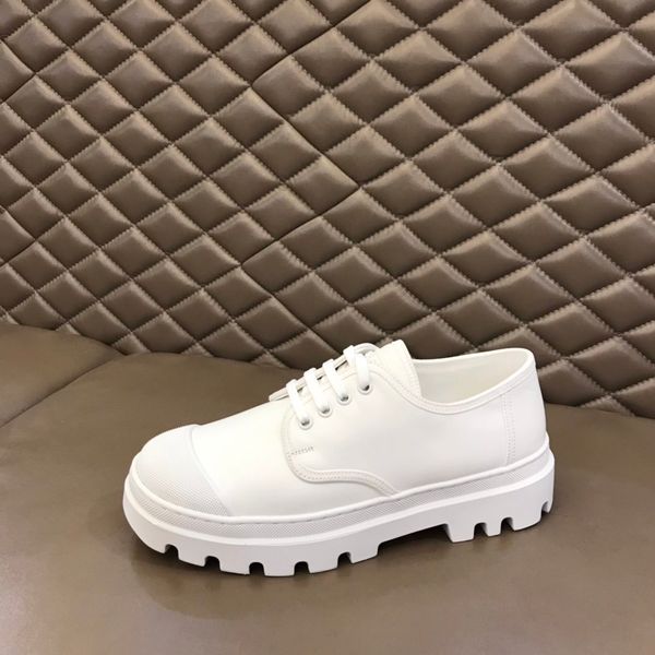 luxury men's shoes designer high-end boutique leather brand comfortable lace-up platform casual shoes, Red;white
luxury men's shoes designer high-end boutique leather brand comfortable lace-up platform casual shoes, Red;white