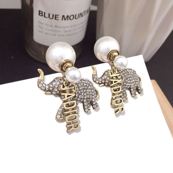 charming jewelry korean new fashion full diamond elephant versatile personality trend ol wind silver needle earrings female
charming jewelry korean new fashion full diamond elephant versatile personality trend ol wind silver needle earrings female