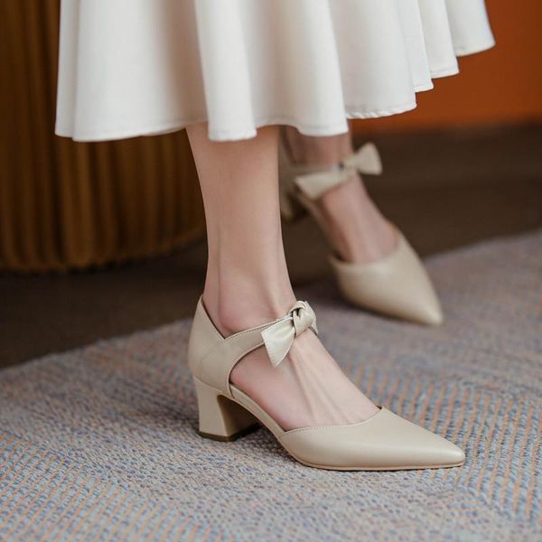 dress shoes women sandals plus size 40-43 summer pointed toe elegant party butterfly-knot square high heels female, Black
dress shoes women sandals plus size 40-43 summer pointed toe elegant party butterfly-knot square high heels female, Black
