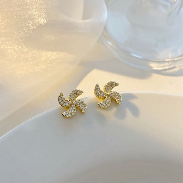 designer earrings women earings rotate crystal studs luxury gold earring womens earing ear ring lady girl stud wedding jewelry, Golden;silver
designer earrings women earings rotate crystal studs luxury gold earring womens earing ear ring lady girl stud wedding jewelry, Golden;silver