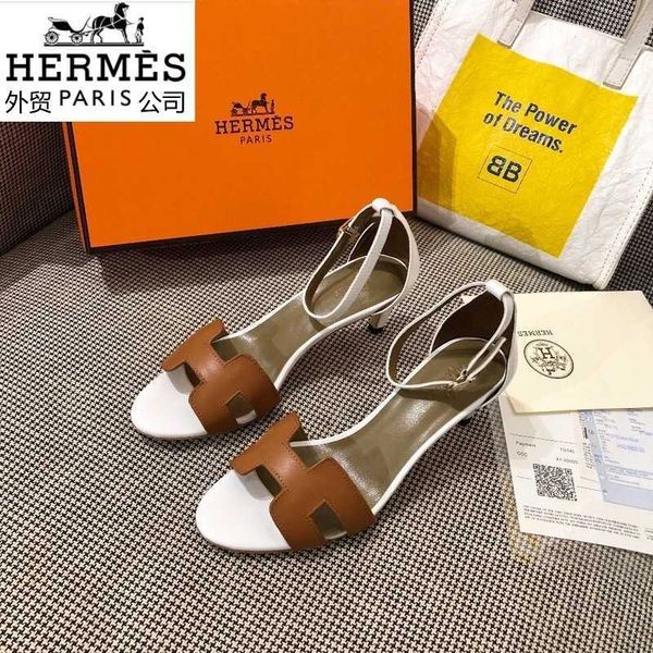 slippers heels men pumps designer sandals luxury mules slides women loafers high ballerinas sneakers dress shoes 7dmd, Black;white
slippers heels men pumps designer sandals luxury mules slides women loafers high ballerinas sneakers dress shoes 7dmd, Black;white