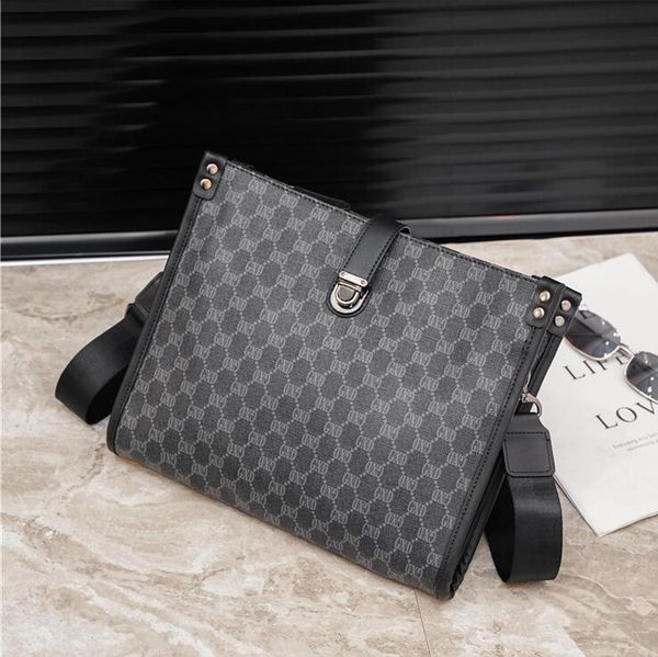 factory wholesale men handbag retro crazy horse leather leisure briefcase black joker leathers handbags personalized trend printing business
factory wholesale men handbag retro crazy horse leather leisure briefcase black joker leathers handbags personalized trend printing business