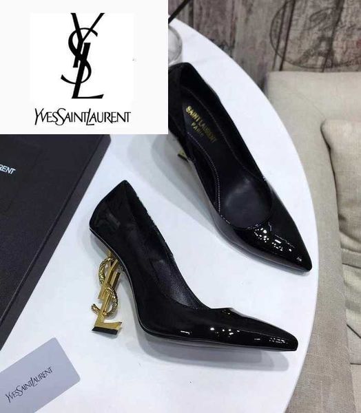 luxury brand women high heels sandals slippers mules slides pumps loafers ballerinas sneakers dress shoes designer 95wq, Black;white
luxury brand women high heels sandals slippers mules slides pumps loafers ballerinas sneakers dress shoes designer 95wq, Black;white