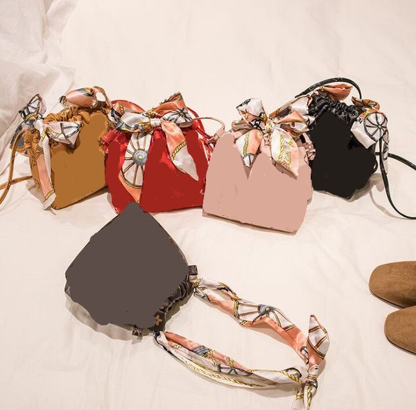 lady handbags children handbag single shoulder bag silk scarf with pull and hand bucket bags wholesale, Black
lady handbags children handbag single shoulder bag silk scarf with pull and hand bucket bags wholesale, Black