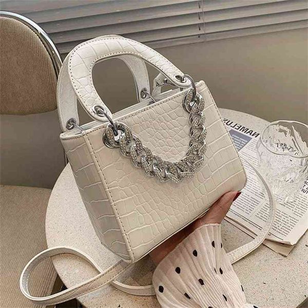 handbagadvanced alligator women's summer 2021 new fashion net red messenger baggg bag
handbagadvanced alligator women's summer 2021 new fashion net red messenger baggg bag