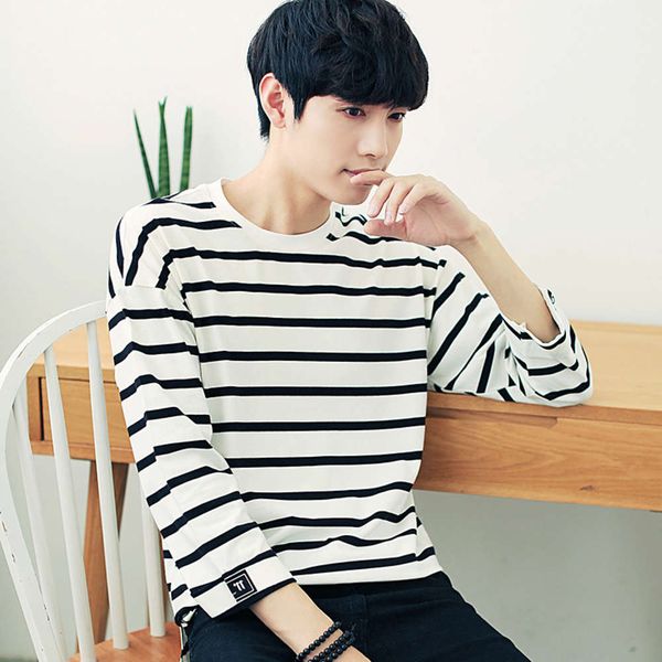 men's shirt 2020 summer striped 5 loose korean fashion / 7 t-shirt men's medium sleeve shirt, White;black
men's shirt 2020 summer striped 5 loose korean fashion / 7 t-shirt men's medium sleeve shirt, White;black