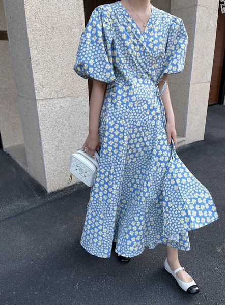 summer korea chic temperament elegant v neck pleated lantern sleeve dress vestidos 210531, Black;gray 
summer korea chic temperament elegant v neck pleated lantern sleeve dress vestidos 210531, Black;gray