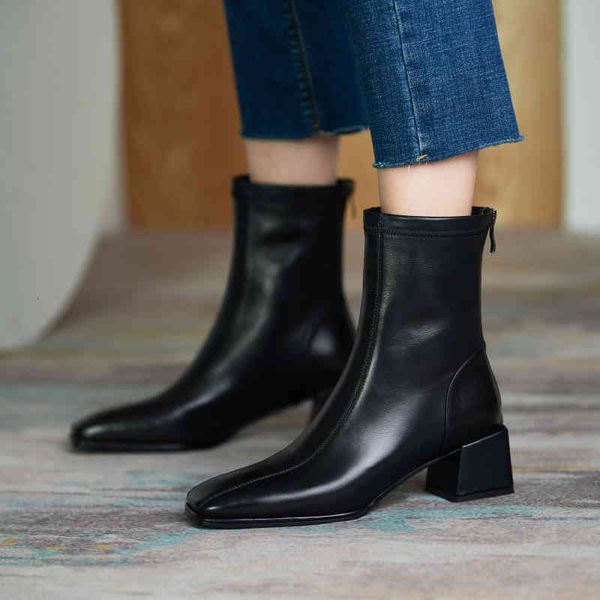 boots short boots women's winter thick heel single square head tube fashion black middle bare and martin tkxh
boots short boots women's winter thick heel single square head tube fashion black middle bare and martin tkxh