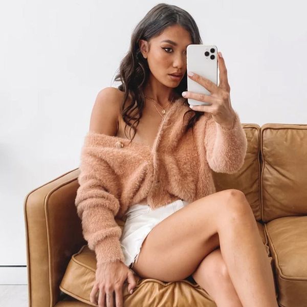 women casual turn-down v-neck plush coat knitted sweater jacket long sleeve cardigan overcoat 2021 mujer sueteres #3 women's jackets, Black;brown
women casual turn-down v-neck plush coat knitted sweater jacket long sleeve cardigan overcoat 2021 mujer sueteres #3 women's jackets, Black;brown