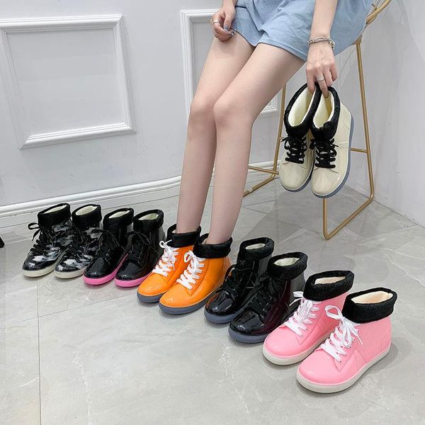 fashion jelly rain boots water women short non-slip rubber shoes plus cotton warm and waterproof sneakers, Black
fashion jelly rain boots water women short non-slip rubber shoes plus cotton warm and waterproof sneakers, Black