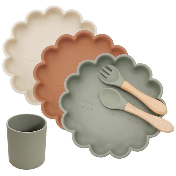 3pcs gift set bpa baby feeding dining appliance silicone dishes plate bowl training fork spoon drinking cup born accessories 211102
3pcs gift set bpa baby feeding dining appliance silicone dishes plate bowl training fork spoon drinking cup born accessories 211102