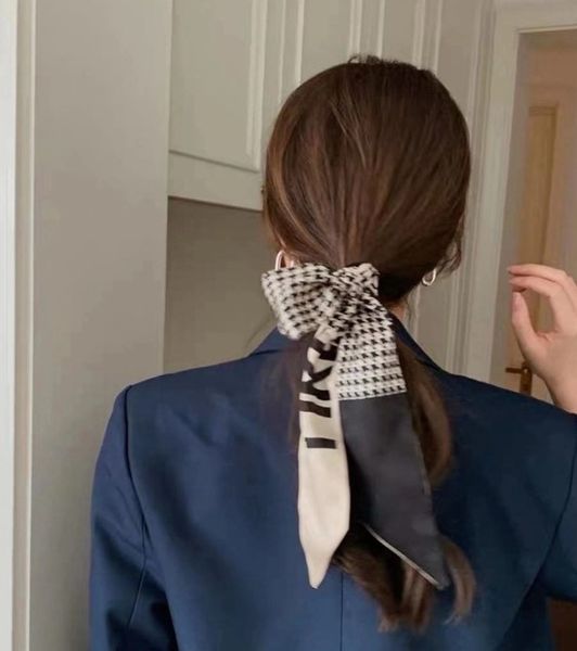 narrow strip with suit small silk scarf fashion temperament korean versatile decorative, Blue;gray
narrow strip with suit small silk scarf fashion temperament korean versatile decorative, Blue;gray