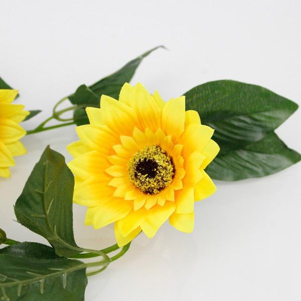 decorative flowers & wreaths 4 pieces of simulation sunflower wreath vine handmade with green leaves wedding party table decoration
decorative flowers & wreaths 4 pieces of simulation sunflower wreath vine handmade with green leaves wedding party table decoration
