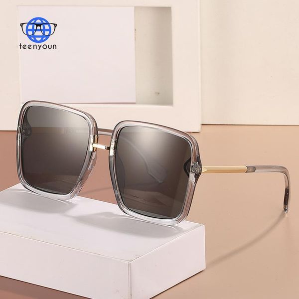sunglasses teenyoun 2021 fashion designer square for women men vintage retro sun glasses uv400, White;black
sunglasses teenyoun 2021 fashion designer square for women men vintage retro sun glasses uv400, White;black