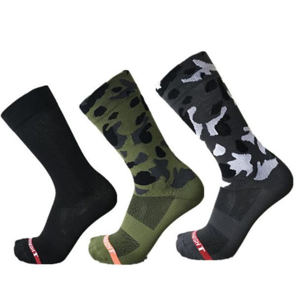 sports socks professional brand breathable cycling road racing outdoor hiking, Black
sports socks professional brand breathable cycling road racing outdoor hiking, Black