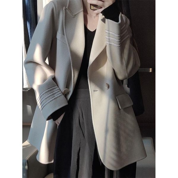 women's wool & blends 2021 autumn and winter cuffs gold trim double-sided short coat women, Black
women's wool & blends 2021 autumn and winter cuffs gold trim double-sided short coat women, Black