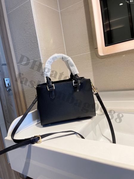 fashion brand women black hand shoulder bags ladies genuine leather trunk burgundy message box handbags lady luxury design one side spring s
fashion brand women black hand shoulder bags ladies genuine leather trunk burgundy message box handbags lady luxury design one side spring s
