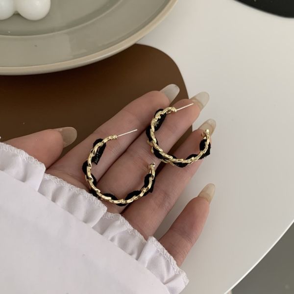 s925 silver needle 2021 new korean temperament cool wind circle mahua earrings female earrings, Black
s925 silver needle 2021 new korean temperament cool wind circle mahua earrings female earrings, Black