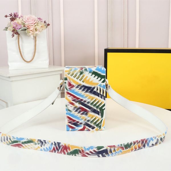 2021 fashion leather box bag well-known brand designer multicolor vacation handbag messenger bags
2021 fashion leather box bag well-known brand designer multicolor vacation handbag messenger bags