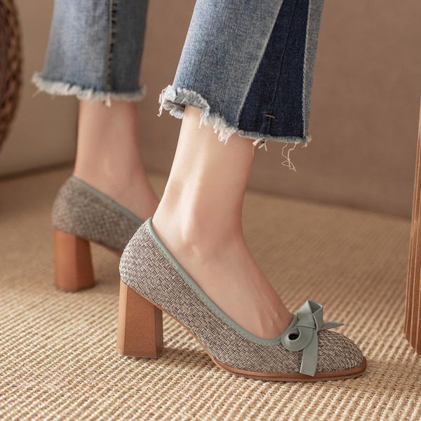 dress shoes women's single in summer shallow mouth fangtou grace stripe bow woven elements roman retro high-heeled for women, Black
dress shoes women's single in summer shallow mouth fangtou grace stripe bow woven elements roman retro high-heeled for women, Black