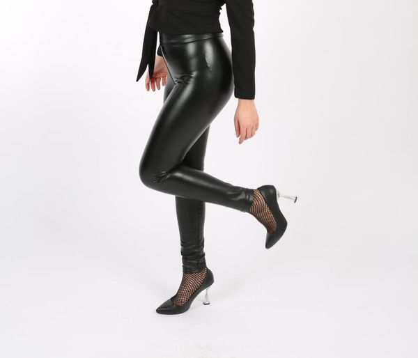 women's leggings fashion 2021 black women pu leather pants elastic high waist winter slim skinny fleece trousers
women's leggings fashion 2021 black women pu leather pants elastic high waist winter slim skinny fleece trousers