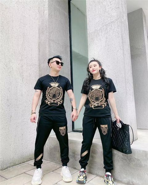 men's tracksuits crown drilling and women's sports t-shirt+jogging pants bodybuilding fashion designer 2-piece suit for me, Gray
men's tracksuits crown drilling and women's sports t-shirt+jogging pants bodybuilding fashion designer 2-piece suit for me, Gray