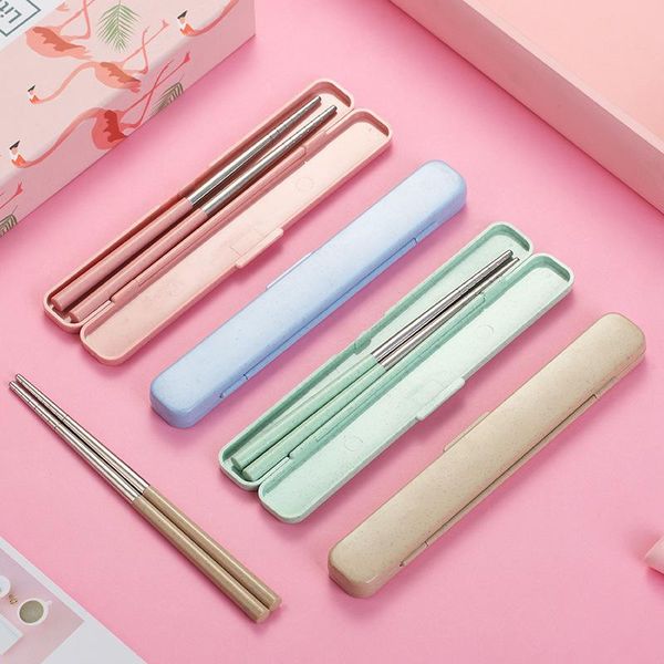 1box reusable portable kitchen gadgets nordic style pull style/flip 304 stainless steel/as tableware chinese chopsticks
1box reusable portable kitchen gadgets nordic style pull style/flip 304 stainless steel/as tableware chinese chopsticks