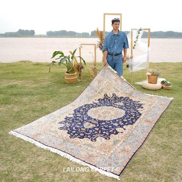 carpets 6'x9' blue hand knotted interior handmade silk bedroom nanyang carpet (zqg117a)
carpets 6'x9' blue hand knotted interior handmade silk bedroom nanyang carpet (zqg117a)
