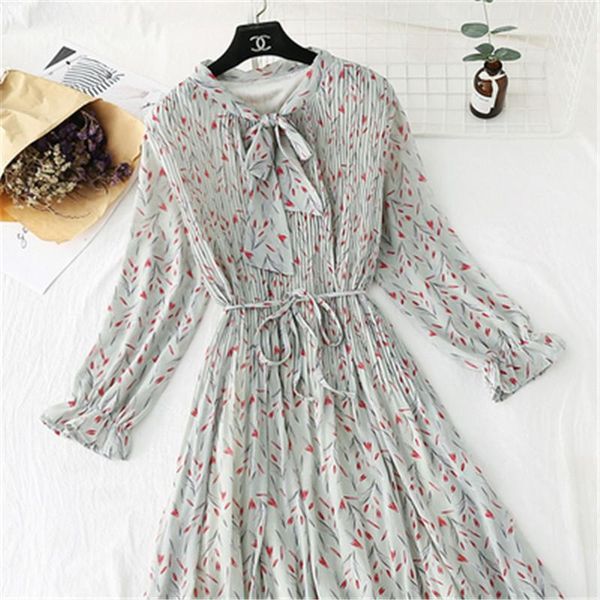 casual dresses floral spring autumn women's plus size chiffon dress 2021 round neck polka dot retro long sleeve high quality, Black;gray
casual dresses floral spring autumn women's plus size chiffon dress 2021 round neck polka dot retro long sleeve high quality, Black;gray