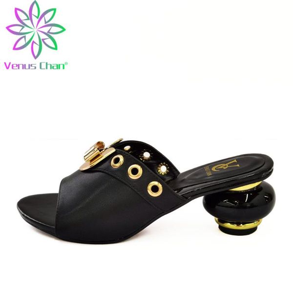 dress shoes slippers black color african women with crystal flower nigerian ladies selling slipper for garden party
dress shoes slippers black color african women with crystal flower nigerian ladies selling slipper for garden party