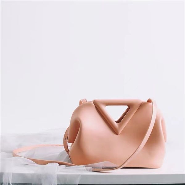 women luxurys designers bags 2021 versatile trend fashion messenger triangle leather clip cloud u designer handbag handbags totes crossbody
women luxurys designers bags 2021 versatile trend fashion messenger triangle leather clip cloud u designer handbag handbags totes crossbody