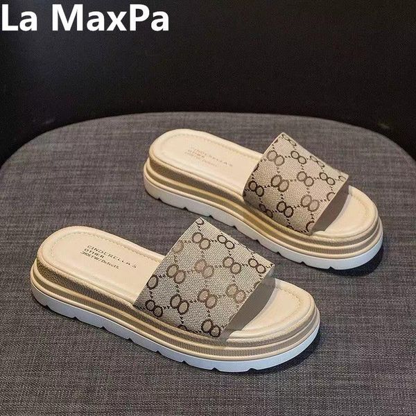 slippers famous design women's high-quality canvas fashion heightening non-slip thick-soled women beach shoes sandals, Black
slippers famous design women's high-quality canvas fashion heightening non-slip thick-soled women beach shoes sandals, Black